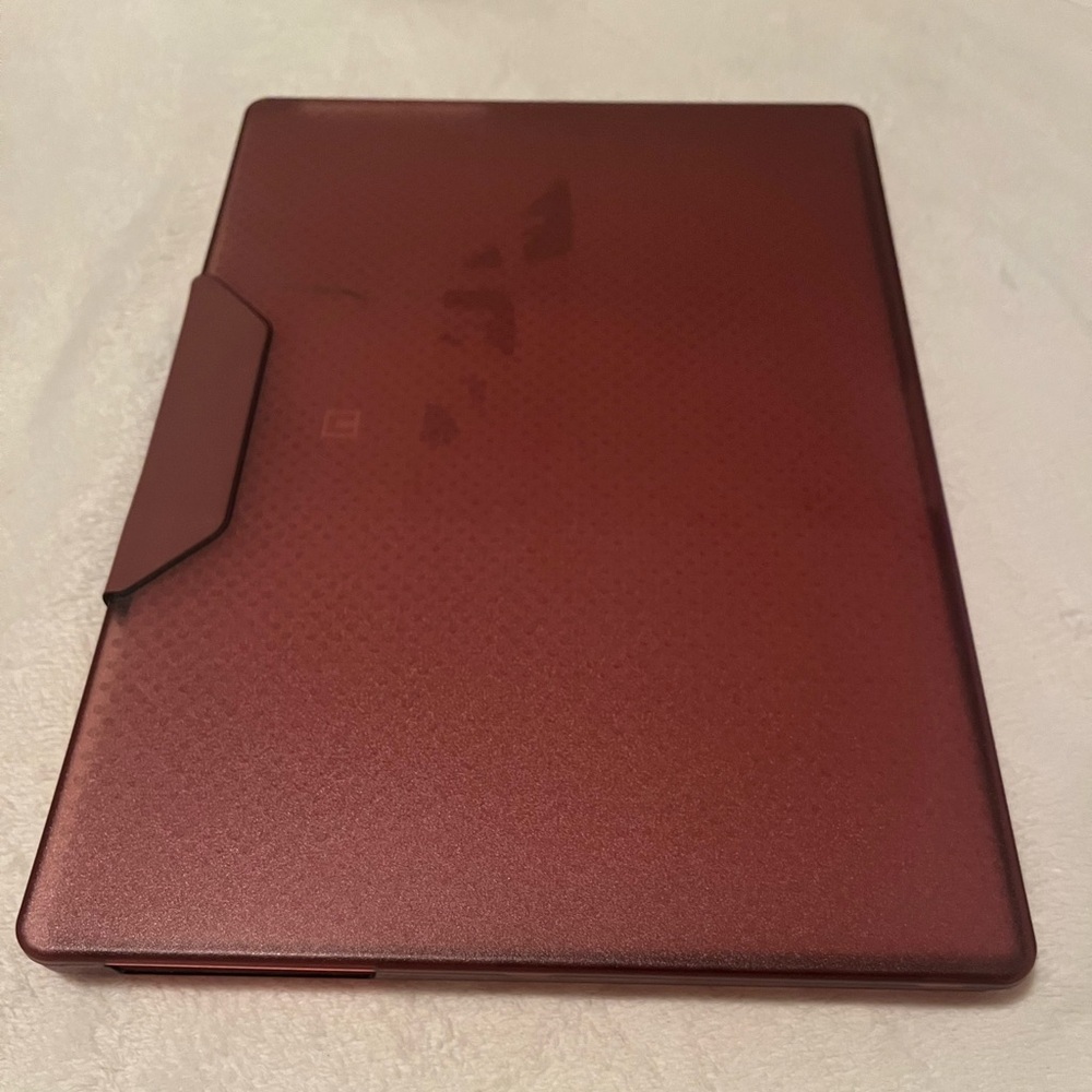 U by UAG Dot MacBook Pro 16” (2021) Case